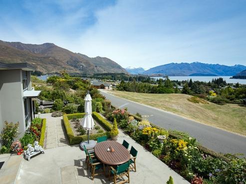13 Faulks Terrace, Wanaka