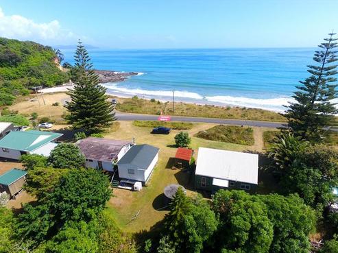 217 Bluff Road, Kuaotunu