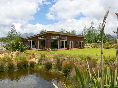 1878 Egmont Road, Inglewood