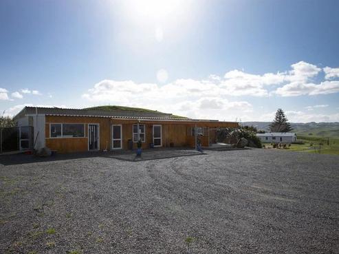 728 Quine Road, Tahuna