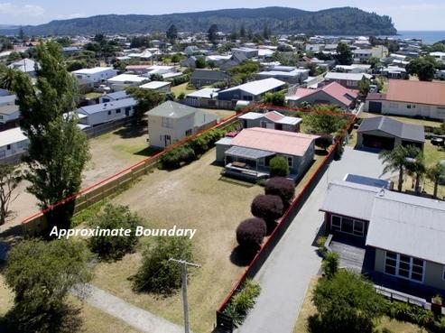 204 Leander Road, Whangamata