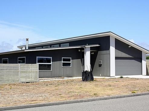 52 Kent Avenue, Waitarere Beach