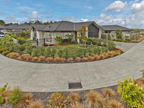 13 Arran Drive, Silverdale