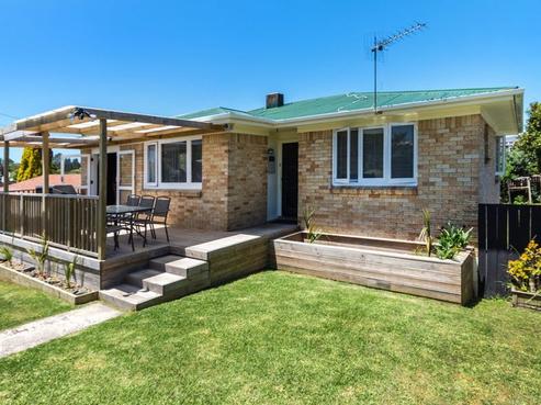 18 Orchard Rise, Rosehill