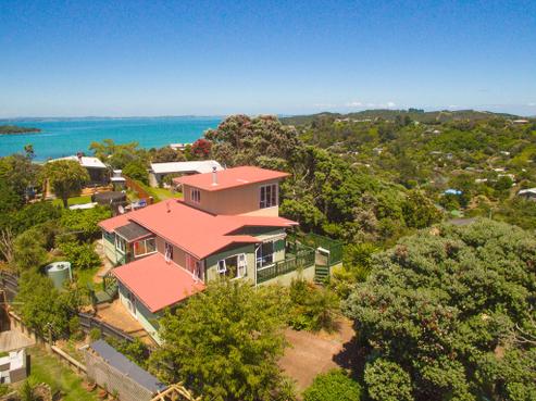 9 Fisher Street, Surfdale
