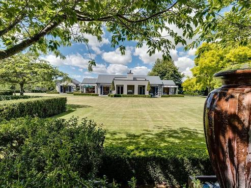 33 Saint Andrews Road, Havelock North