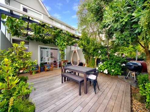 9U Clearwater Cove, West Harbour