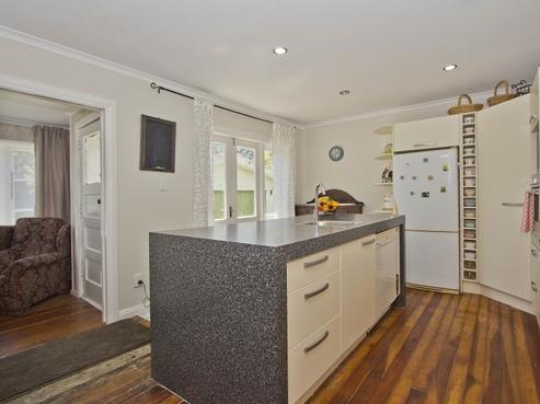 15 Lockwood Crescent, Taita