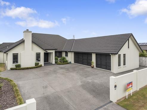 101 Huntington Drive, Huntington
