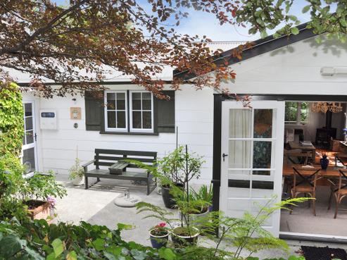 32 Harbour View Road, Leigh