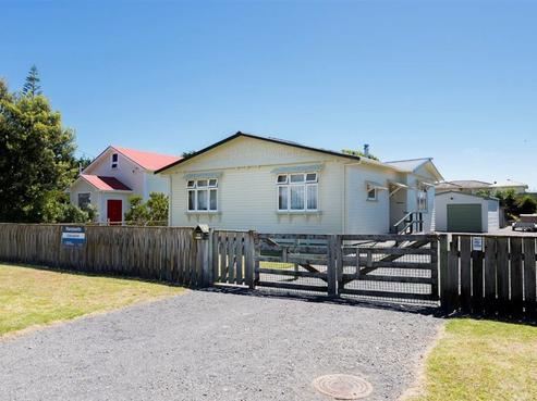 93 Park Avenue, Waitarere Beach