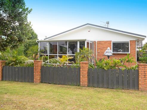 1/5 Empire Road, Orewa