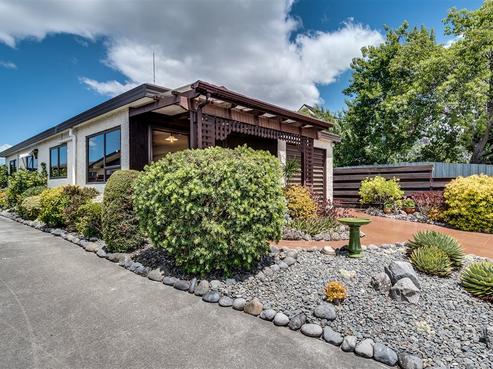 2/52 Anderson Road, Taradale