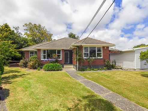 8 Eucalyptus Place, Chartwell