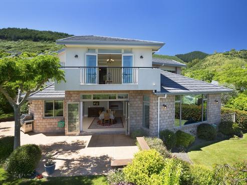 17 Hillplough Heights, Richmond