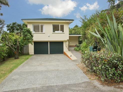 4 Crawford Grove, Naenae