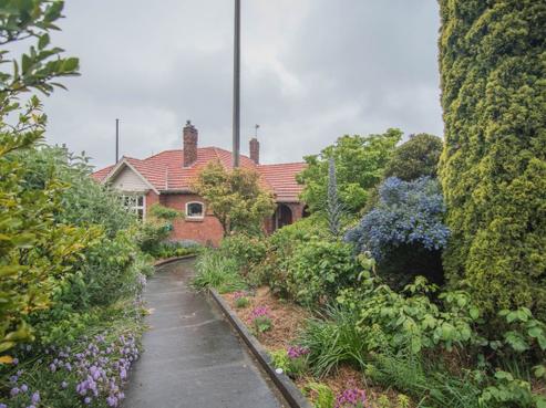 142 Le Cren Street, Seaview