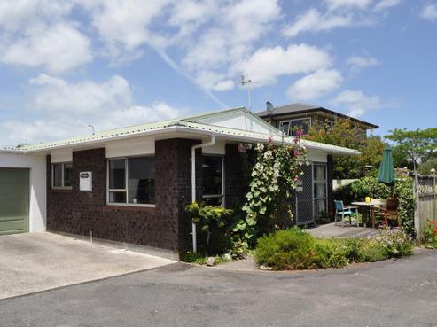 1/398 Devon Street East, Strandon