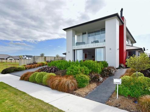 39 Lakeside Drive, Pegasus