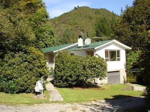 1 Broadway, Reefton