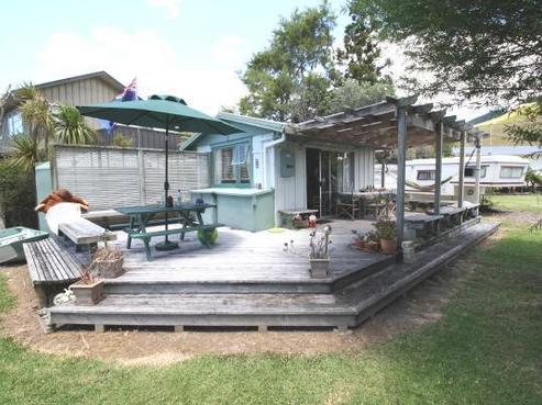 33 Marlin Place, Whiritoa