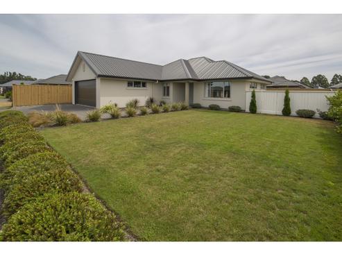 6 Rossall Crescent, Rolleston
