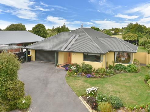 18 Carmana Gardens, Rangiora