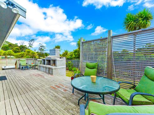 63 Sea View Road, Ostend