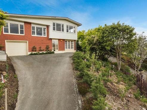 14 Castlewood Road, Company Bay