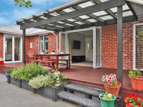 11 Claridges Road, Casebrook
