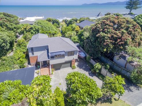 58 The Esplanade, Raumati South