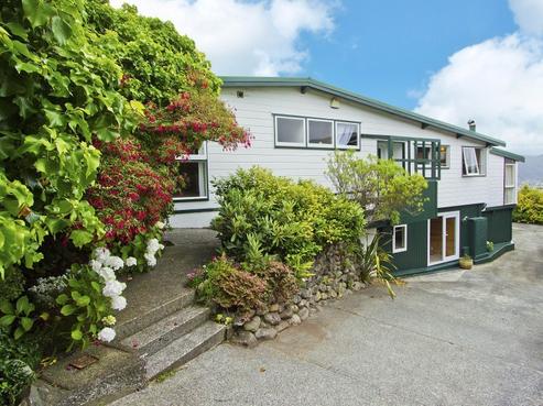 110 Tirohanga Road, Tirohanga