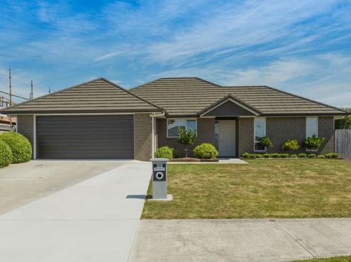 200 Saint James Drive, Huntington