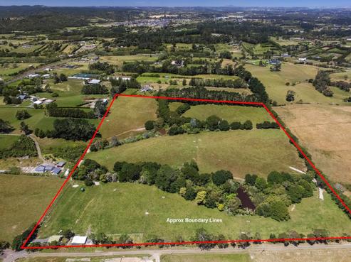 15 Wintour Road, Waimauku