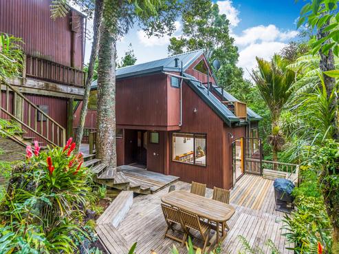 409 Titirangi Road, Titirangi