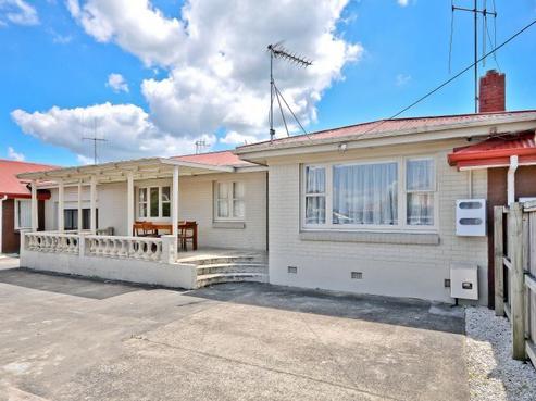 2 Snead Place, Hamilton East
