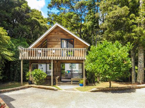 105 Wirihana Road, Titirangi