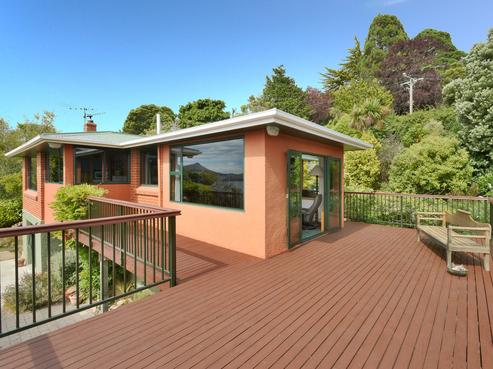 8 Prospect Row, Roseneath