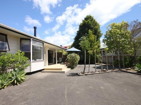 223 Vista Paku, Pauanui