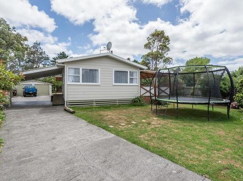 25 Parakai Avenue, Parakai