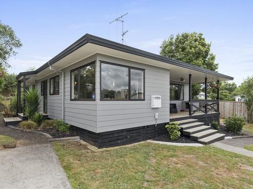 22 Dixon Road, Fitzroy