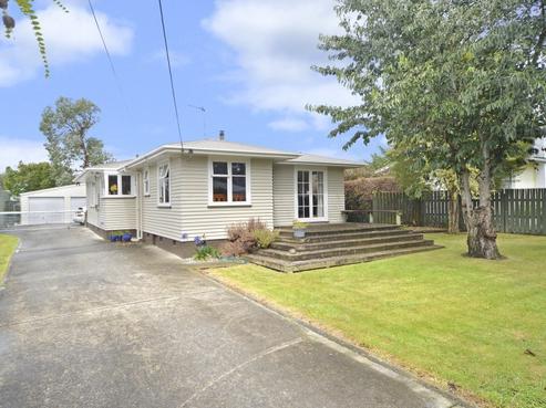 62 Brandon Street, Featherston