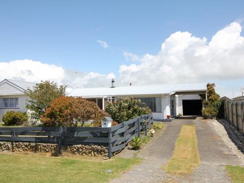 18 Andrews Street, Foxton Beach