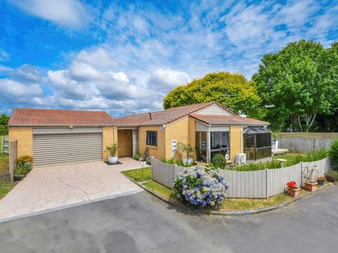 5 Baronie Court, Half Moon Bay