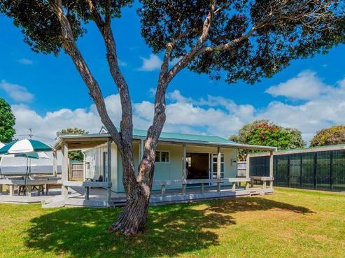 25 Heperi Street, Waikanae Beach
