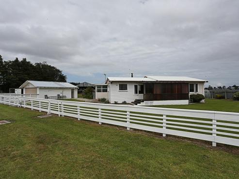 1488 Bluff Highway, Bluff
