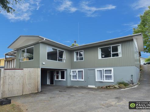 64 Heretaunga Street, Tikipunga
