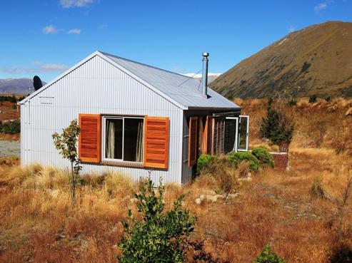 24 Flanagan Lane, Twizel
