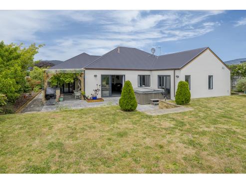 11 Regent Drive, Paraparaumu Beach