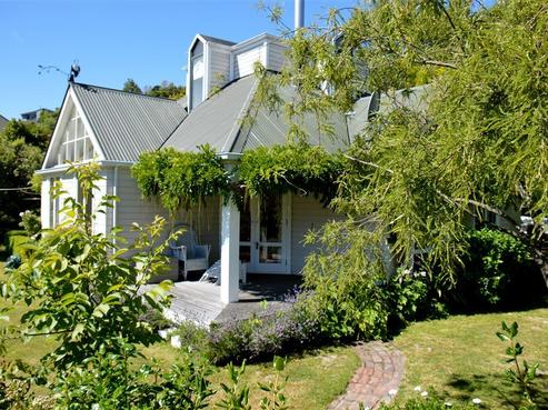 36 Penlington Place, Akaroa